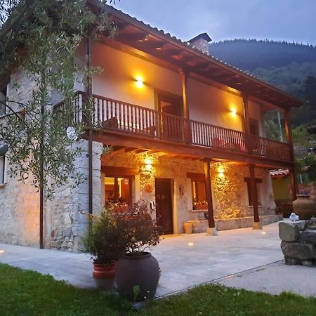 El Papu Colorau Villa Onís Dış mekan fotoğraf